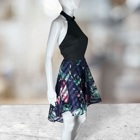 Hot Gal High High Low Sleeveless Black Top Floral Print Bottom - Picture 4 of 8